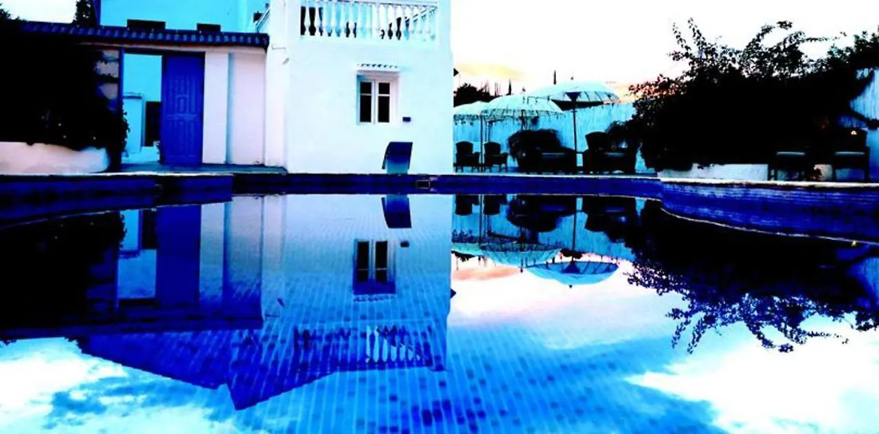 Villa 2 Nights 6 Person Bachelorette Pool Parties Coin