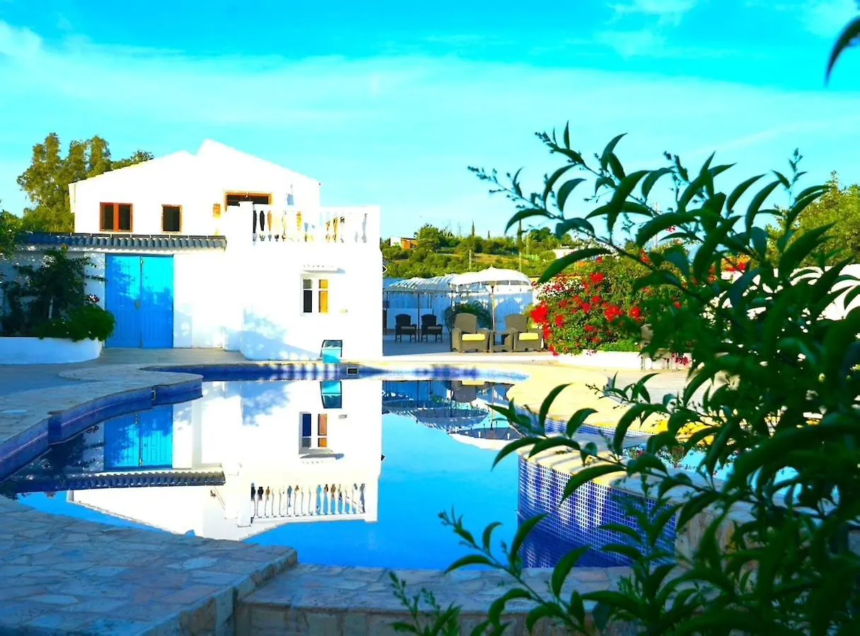 2 Nights 6 Person Bachelorette Pool Parties Coin 0*,
